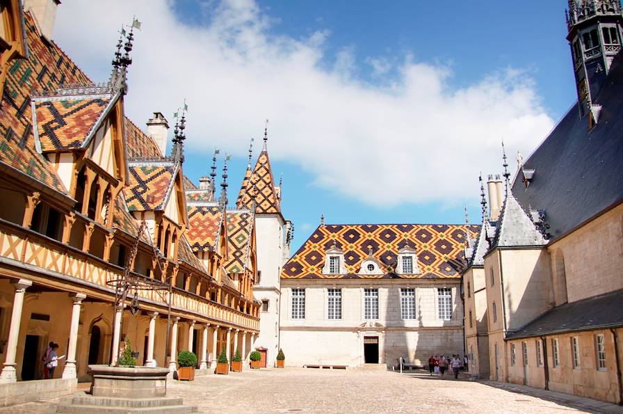 Hospices de Beaune : un fût du même bois que Notre-Dame-de Paris