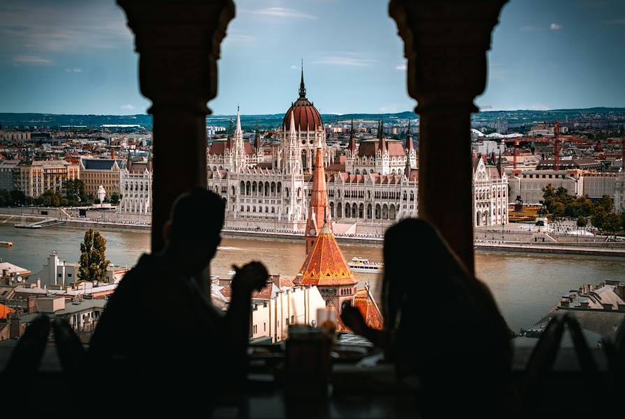 Rooftop - Budapest - Hongrie © Narbeh Arakil / Unsplash