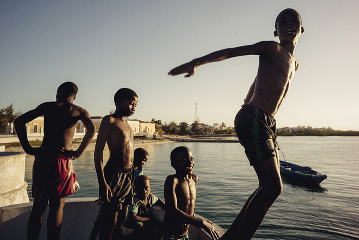 enfants au Mozambique