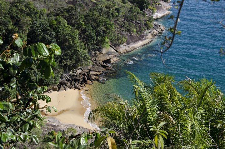 plage secrète au brésil