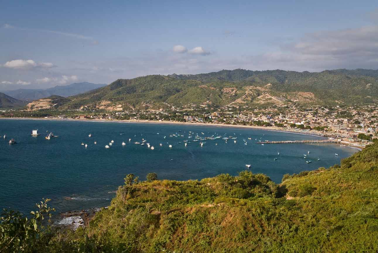 plage de Puerto Lopez