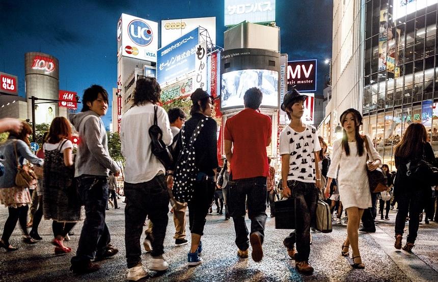 Tokyo by night